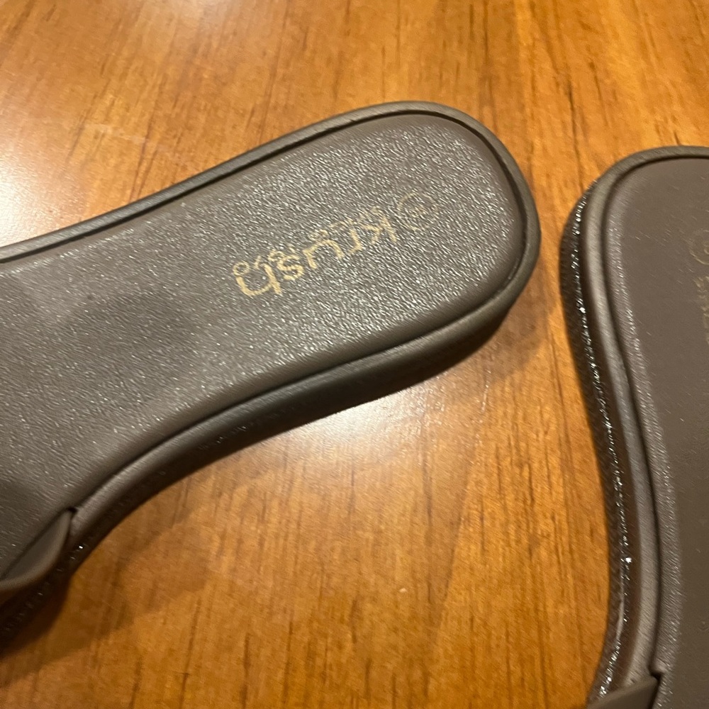Krush sandals 🩴 - Picture 9 of 9